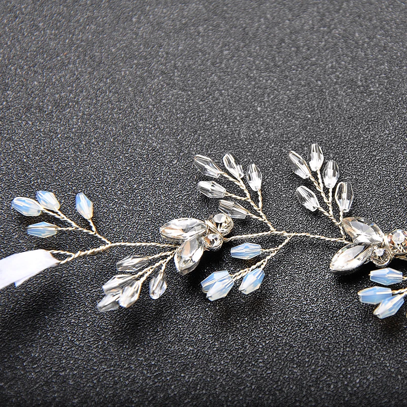 Женские ободки для волос серебряного цвета с листьями и стразами свадебные