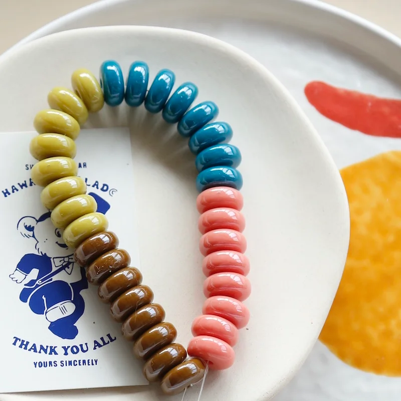 

Жирной ощущение осенью и зимой сочетающихся цветов смолы сжатая бусины Сделай Сам ручной работы серьги аксессуары hand-made материалов