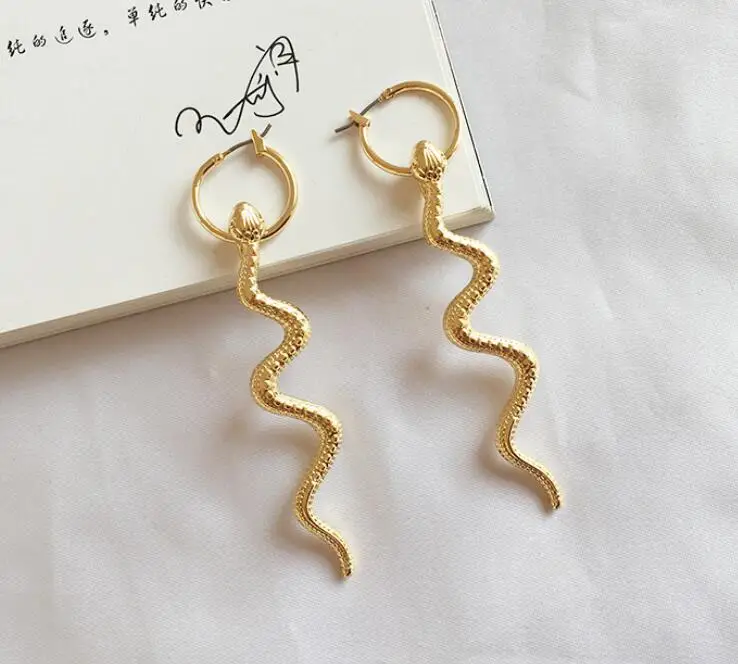 Серия сережек в виде змеи AH-84499/TRACYSGER/ - Окраска металла: Style -1