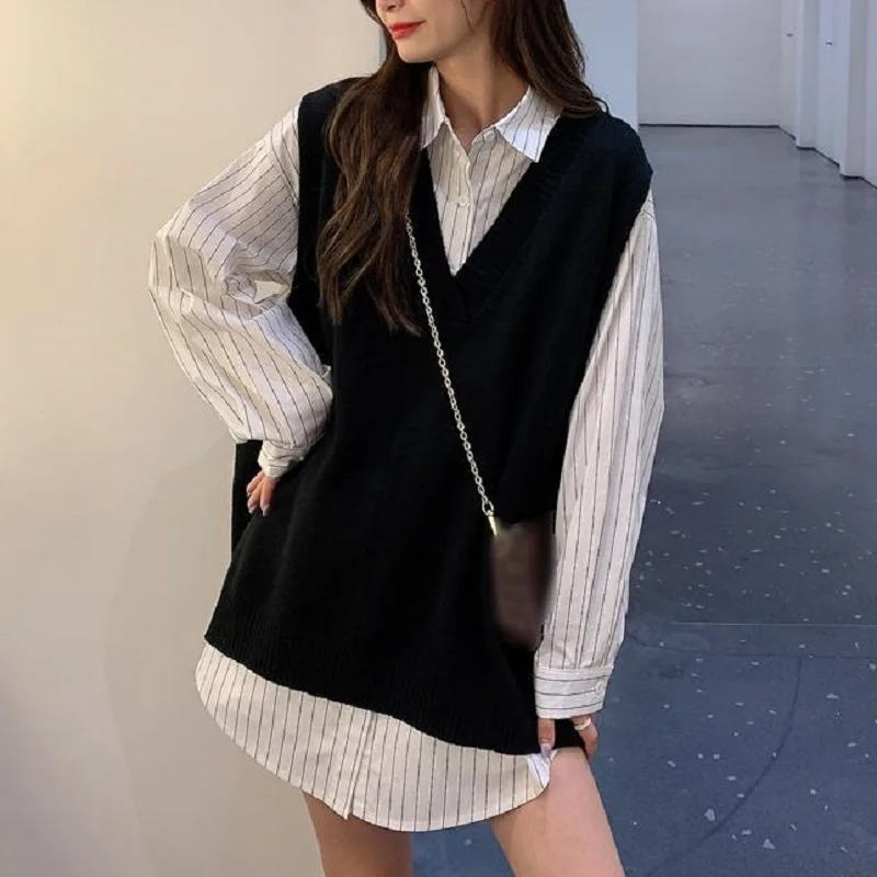 

Korean Style Knitted Sweater Vest Women Oversize Solid V-neck Soft Basic Tops Autumn Winter Sleeveless Black Knitwear