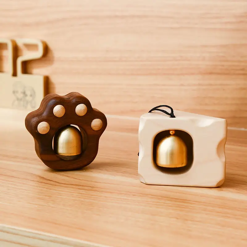 

Solid Wood Door Hanging Balcony Door Type Wind Chimes Cat Japanese Style Refridgerator Magnets Hanging Decoration Bedroom Bell