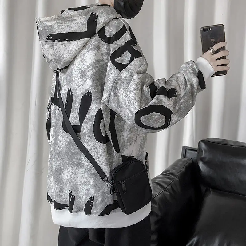 

Autumn and winter hip-hop hooded pullover clothes men Korean trend loose letter graffiti harbor wind couple coat