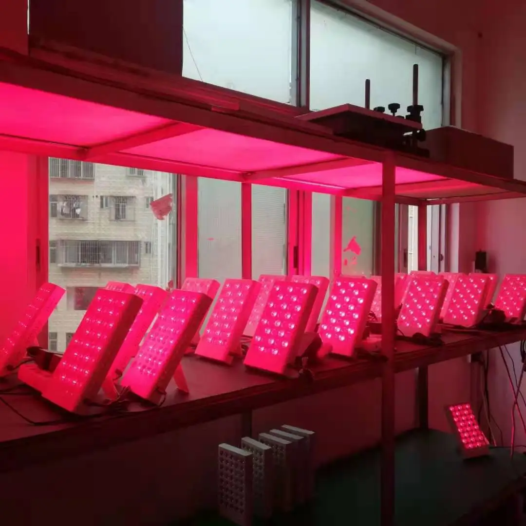 

200W LED Light Therapy Lamp 660nm Red Light Therapy 850nm Near-Infrared LED Therapy Light with Auto ON & Off 15/20/25min Timer