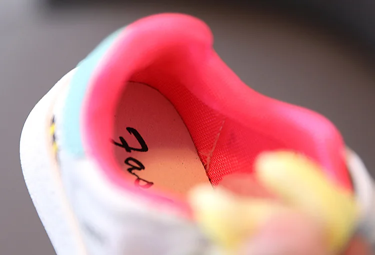 

2021 Spring Autumn New Baby Girls Fashion Sneakers Cute Toddler Casual Shoes Kids Board Shoe