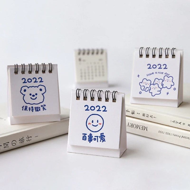 

1Pcs 2022 Cute Creative Mini Desk Calendar Decoration Ornaments Portable Calendar Stationery School Office Supplies