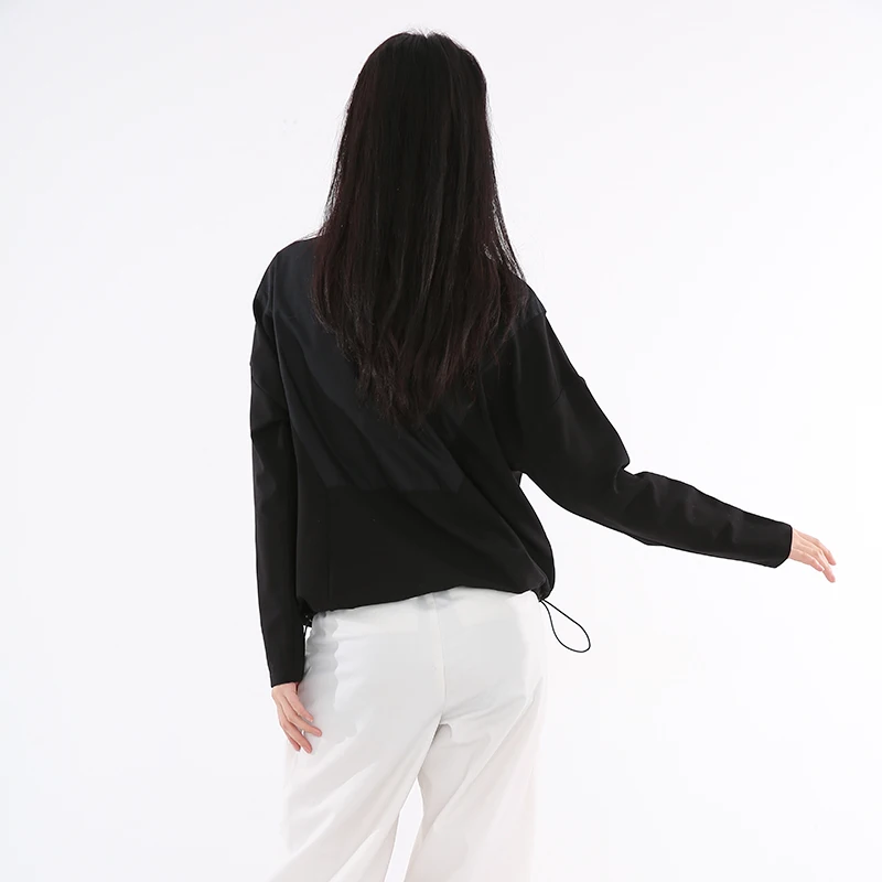

[EAM] Loose Fit Black Line Spliced Sweatshirt New Turtleneck Long Sleeve Women Big Size Fashion Spring Autumn 2021 1A53001