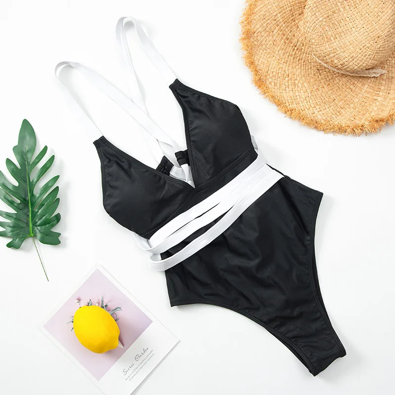 Черно белый цельный купальник на бретельках женский сексуальный Монокини с