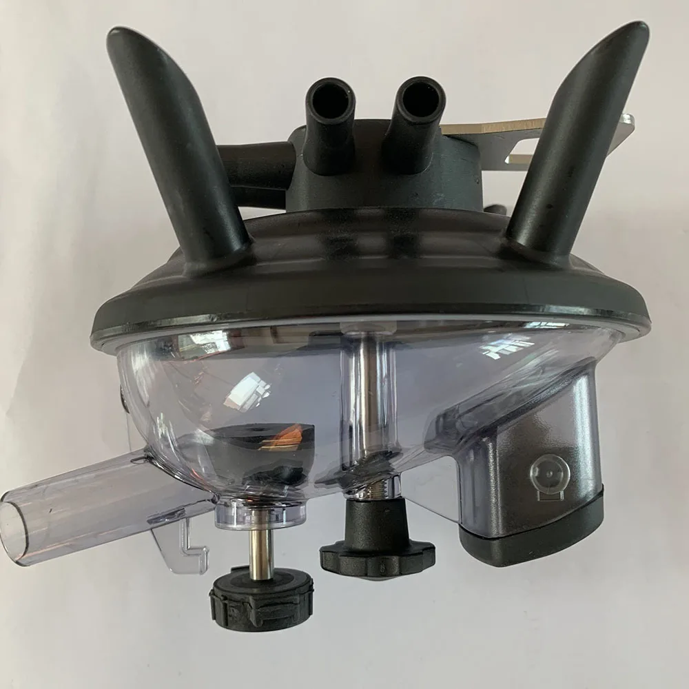 Доильный коготь 240 куб. См с прозрачной крышкой и пластиковой основой такой же как