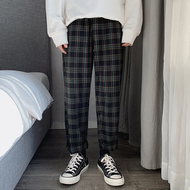 

2021 New Fashion Man Loose Striped Length Trousers Korean Men Plaid Casual Pants Oversized Streetwear Joggers