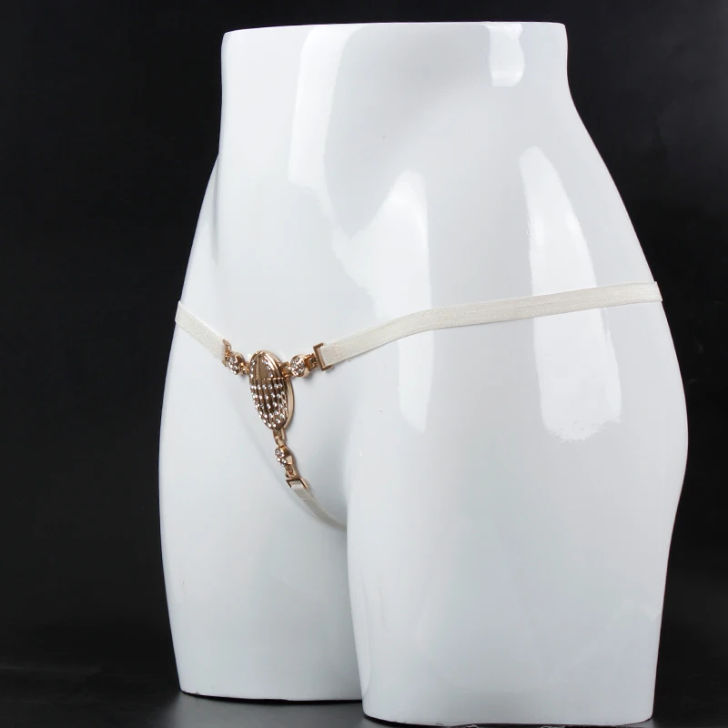 Белые женские трусики нижнее белье стринги с металлическими пуговицами