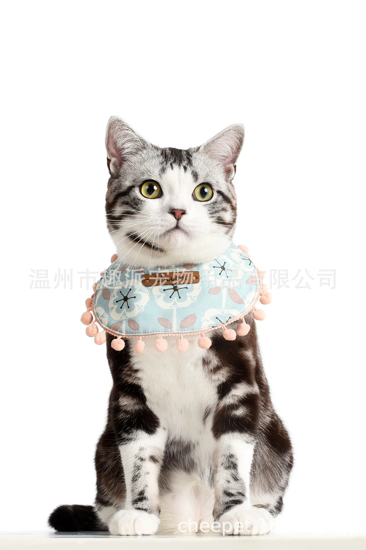 

Pet Забавный осенние и зимние ювелирные изделия в виде лепестков слюнявчик кошка нагрудник квадратное полотенце собачий нагрудник изготовл...