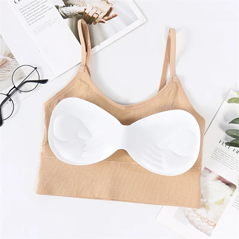 Бюстгальтер женский без косточек пикантный топ бандо с чашками пуш ап нижнее