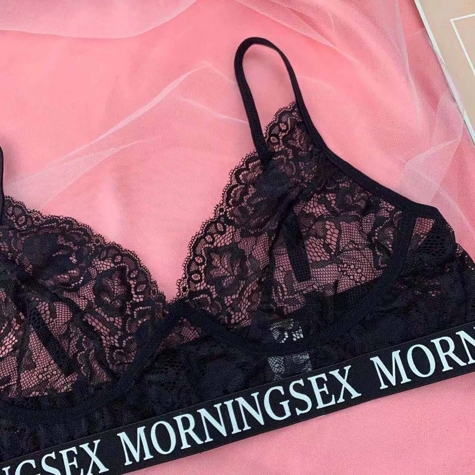 

Women Sexy Lace Set Hollow Out Exotic Bra Hight Waist G-String Thong Elegant Bra Underwear Extreme Sleepwear Lingerie Femenina