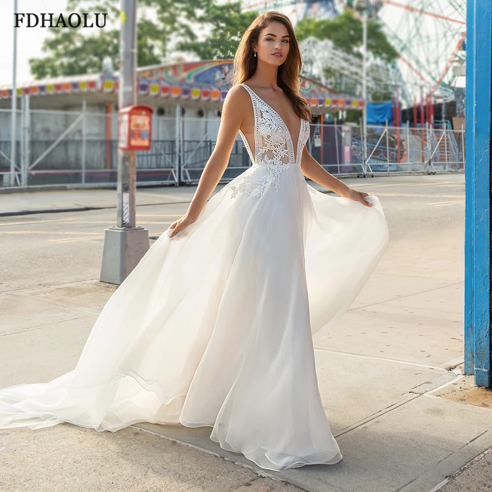 

FDHAOLU FU58 Wedding Dress 2021 Sleeveless V-Neck Floor Length A-Line lace Back Bridal Gowns Charming For Women