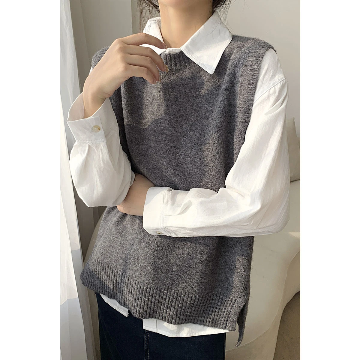 

Women Autumn / Winter Casual Oversize Shirt OL Commute Coat Sleeveless Knitted Waistcoat New Korean Irregular Waistcoat