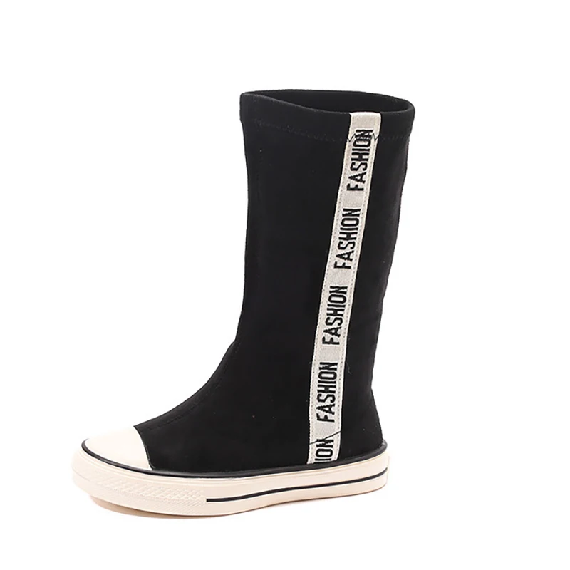 Женские сапоги до середины икры на резиновой подошве черные без застежки молнии