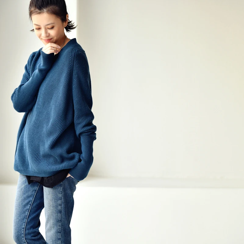Свитер женский осенне-зимний из чистого хлопка с V-образным вырезом и рукавами