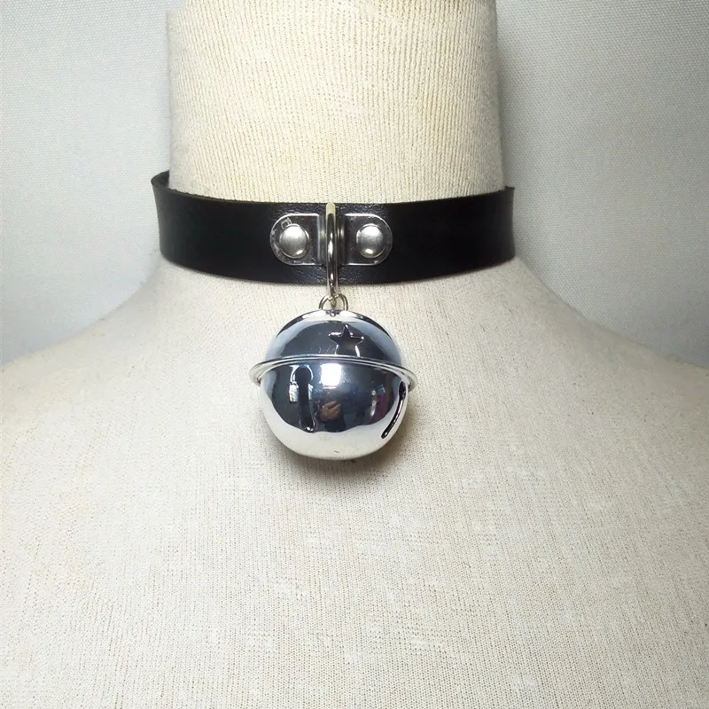 

Gothic Bells Necklace Punk Rock Cosplay Harajuku Fashion Sexy Leather Heart Round Spike Collar Choker Necklace Body Accessories
