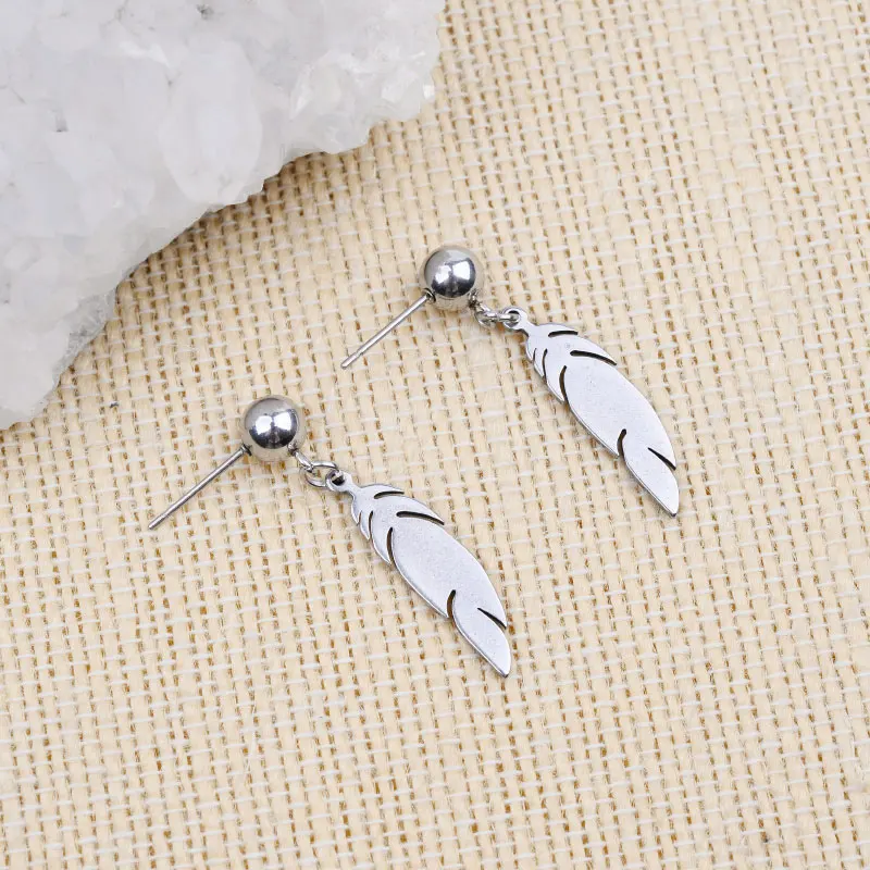 Креативные минималистичные металлические серьги гвоздики неправильной