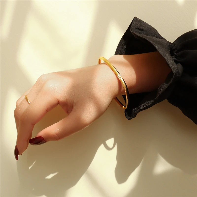 

2021 New Style 4mm Stainless Steel Bangle For Women Men Wholeslae Gold Color Square Bracelet With Cubic Zirconia Fashion Jewelry