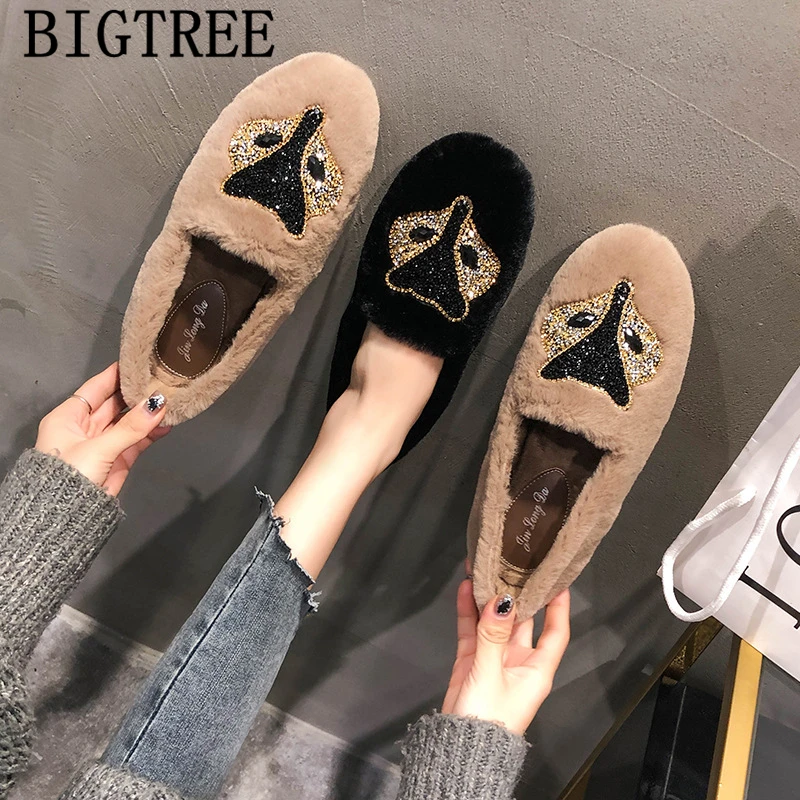 Блестящие туфли со стразами лоферы на меху женская обувь осенние черные плоской