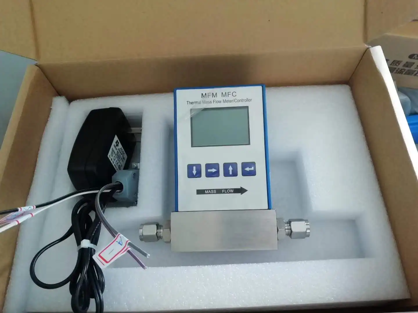 Compress air oxygen argon nitrogen micro gas flow Thermal mass meter 1-15L/min 24VDC power supply LCD display 4-20mA | Инструменты