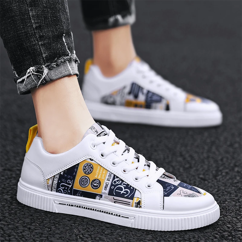 

Men's Casual Shoes Classic Board Shoes Men Fashion Sneakers Trend Comfortable Flat Shoes Popular Student Shoes Light White Shoes