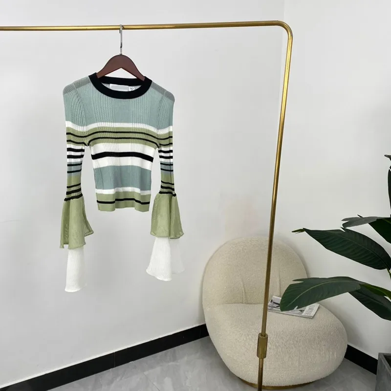 

2021 Autumn Women's European Top Quality White Black Green Stripes Double Layers Long Flare Sleeve Elegant Knit Sweaters