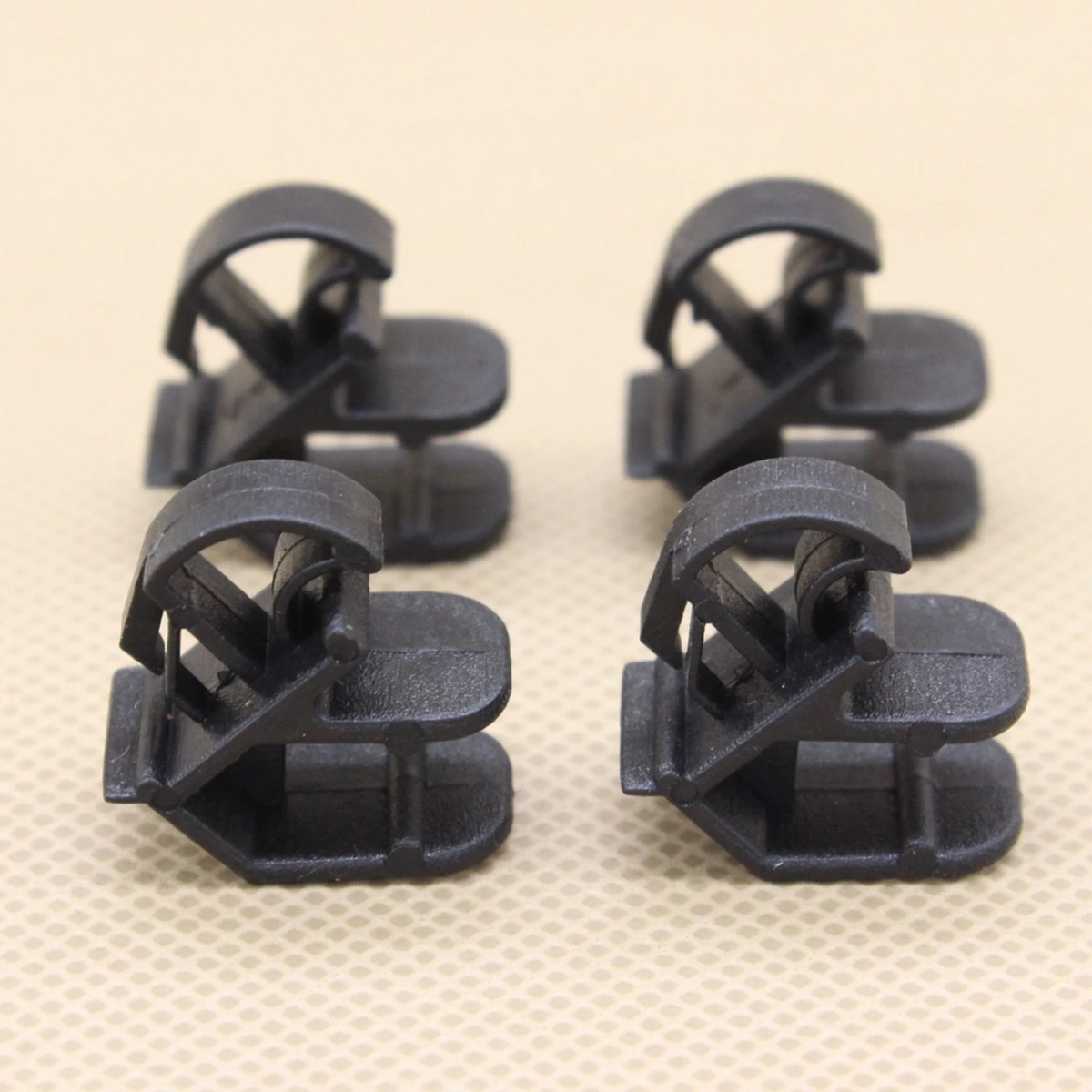 

4pcs Black Nylon Hood Prop Rod Latch Clips Bracket Repair Components for Ford Focus 2000-2011 W700534-S300