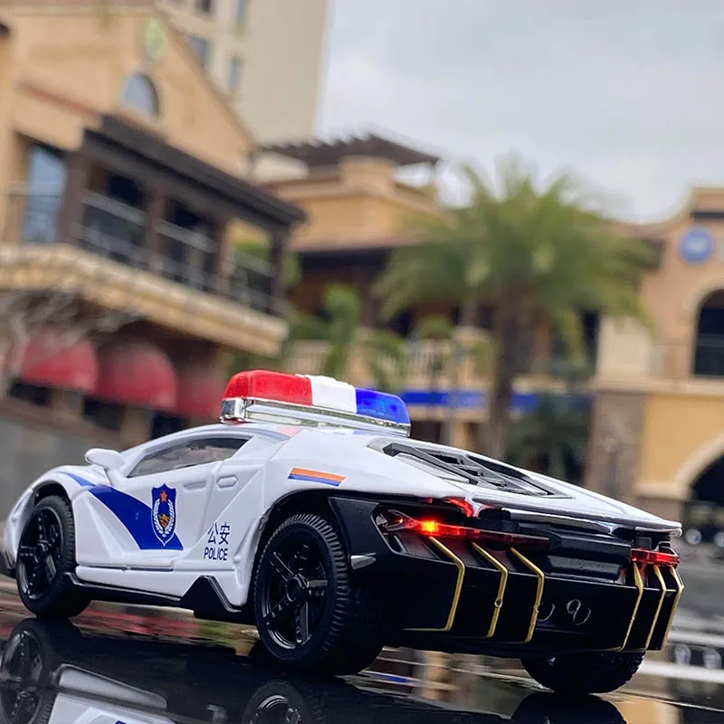 

1/32 Aventador SVJ LP770-4 Alloy Sports Car Model Diecast Metal Toy Police Car Model Simulation Sound Light Collection Kids Gift