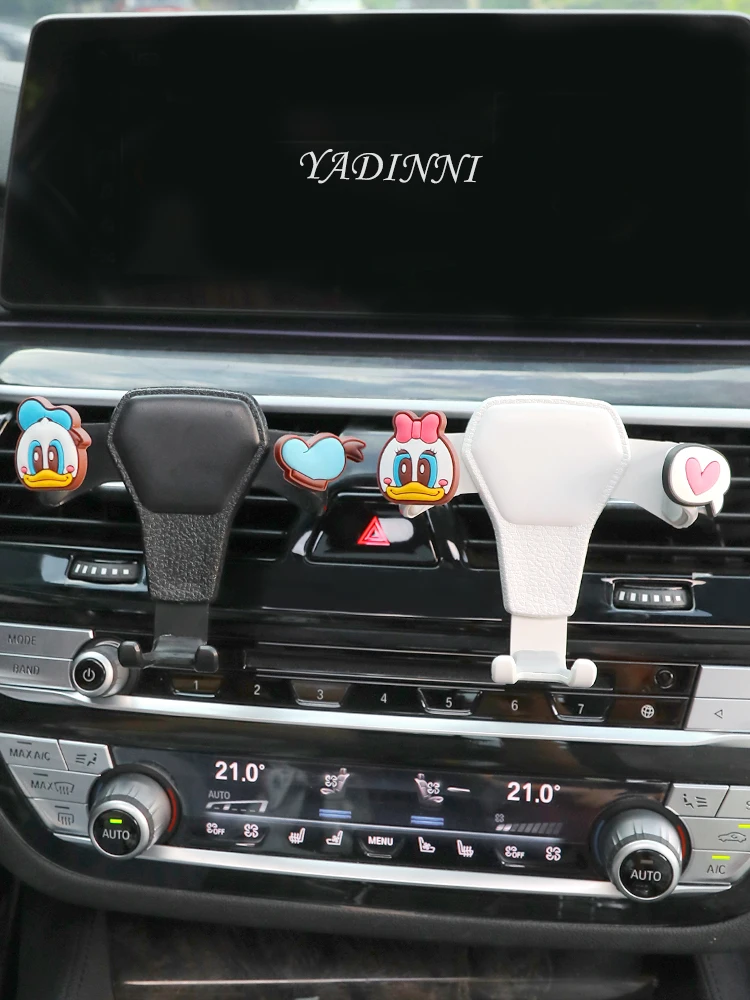 

Disney car mobile phone holder car with creative snap-in car air outlet car navigation support mobile phone holder