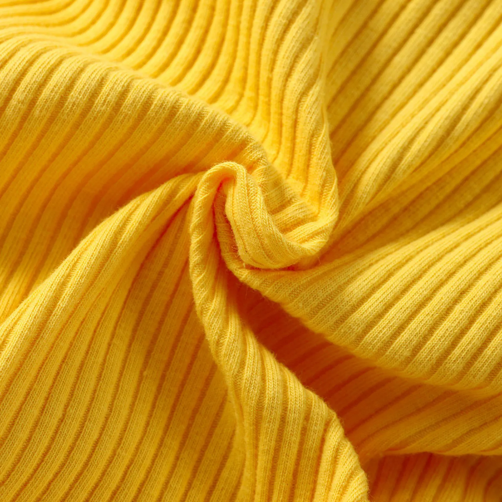 

Infant Short Sleeve Romper + Shorts + Bow Headband, Flower Print Ruffle Decoration Summer Clothing