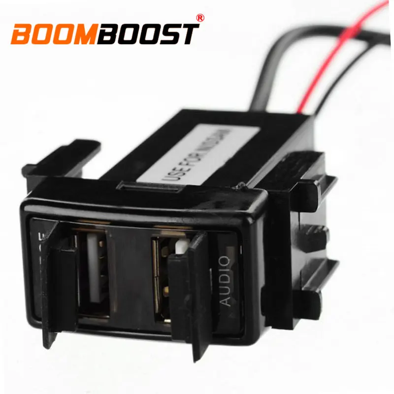 Автомобильное зарядное устройство с двумя USB-портами и функцией аудиовхода |