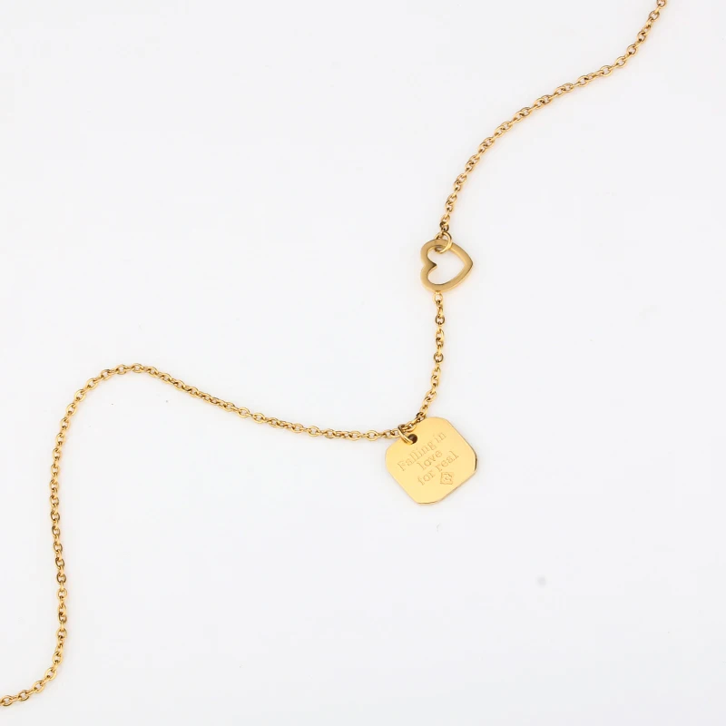 

2020 New Stainless Steel Gold Falling in Love Heart Choker Chain Charm Necklaces Pendant For Women 18K New Design Jewelry Gift