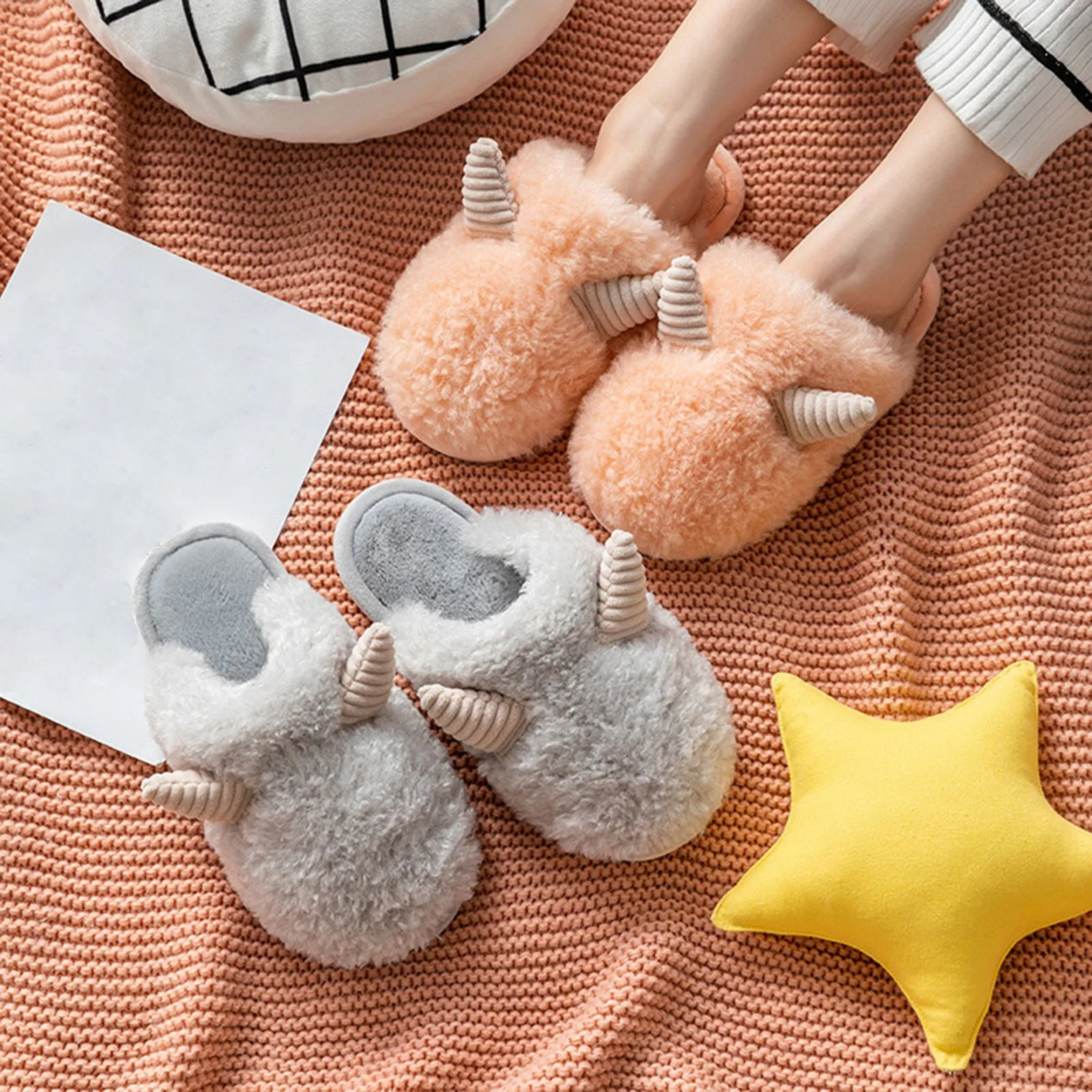 

Fashion Women Men Fuzzy Slippers For Couple Style Cartoon Horns Home Slippers Solid Color Plush Thickened Warm Flat Slippers