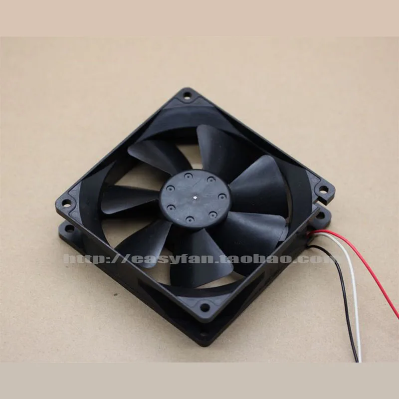 

Original NMB NMB 3610KL-04W-B29 9025 12V 0.12A 3-wire speed measuring double ball cooling fan 90*90*25mm cooler