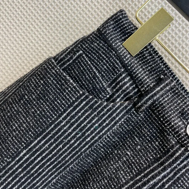 

Top Quality 68% Wool Striped Skirts for Women Grey Mini A-line Skirt Luxury Brand 3D Cut High Waist Slim Skirts Lady Winter 2021