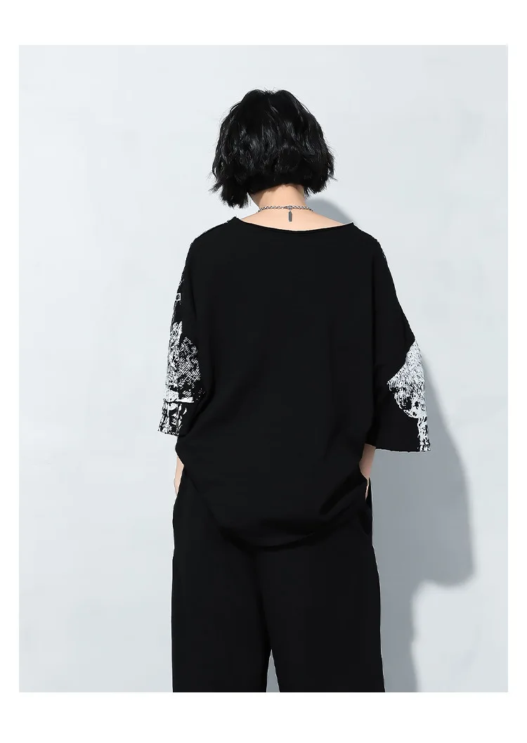 

Vefadisa Black White Fashion Letter Print Women T-shirt 2021 Summer Patchwork Female T-shirt Plus Size Casual T-shirt QYF5618