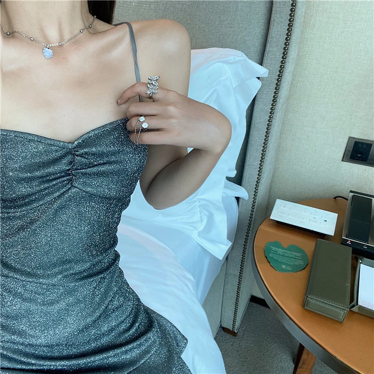 

Hong Kong Style Net Red Collarbone off-Shoulder Design Sexy Niche Outdoor Wear A- line Backless Tube Top Strap Dress for Women
