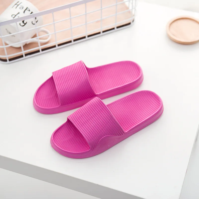 

2021 New Classic Female Bathroom Slippers Thick-sole Home Sandals Breathable Couple Men Non-slip Household Slipper Women Summer