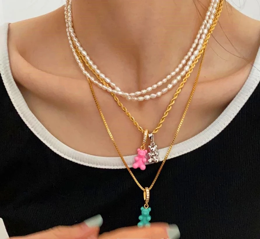 HUANZHI 2021 New Zircon Crystal Color Resin Teddy Bear Pendants Necklaces For Women Heart Gold Choker Necklace Jewelry Travel | Украшения и