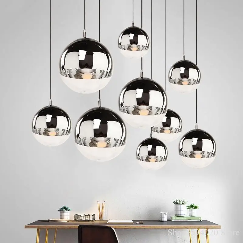 Современные стеклянные шаровые подвесные светильники глобус стекло