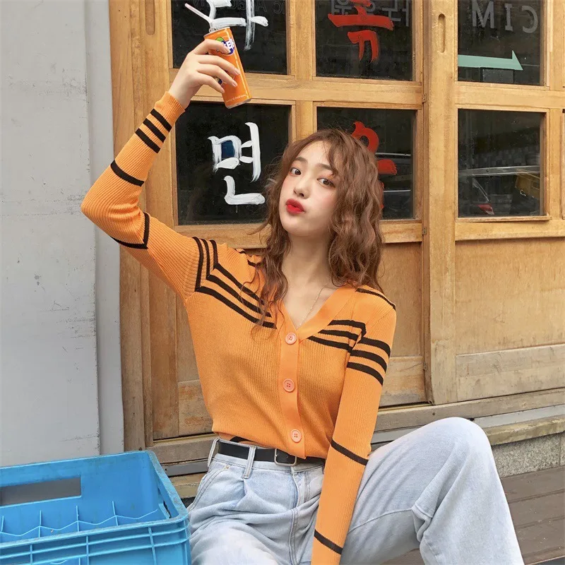 

Korean V-neck Striped Sweater Women Casual Long Sleeve Knitted Sweaters Female New Fashion Button Tops Streetwear Knitwear