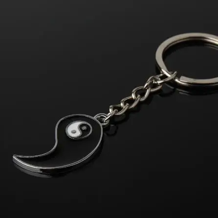 

1Set Chineae Style Yin Yang Keychain Keyring For Lover's Men Women Jewelry Silver Plated Enamel Key Holder Keyring Best Friend