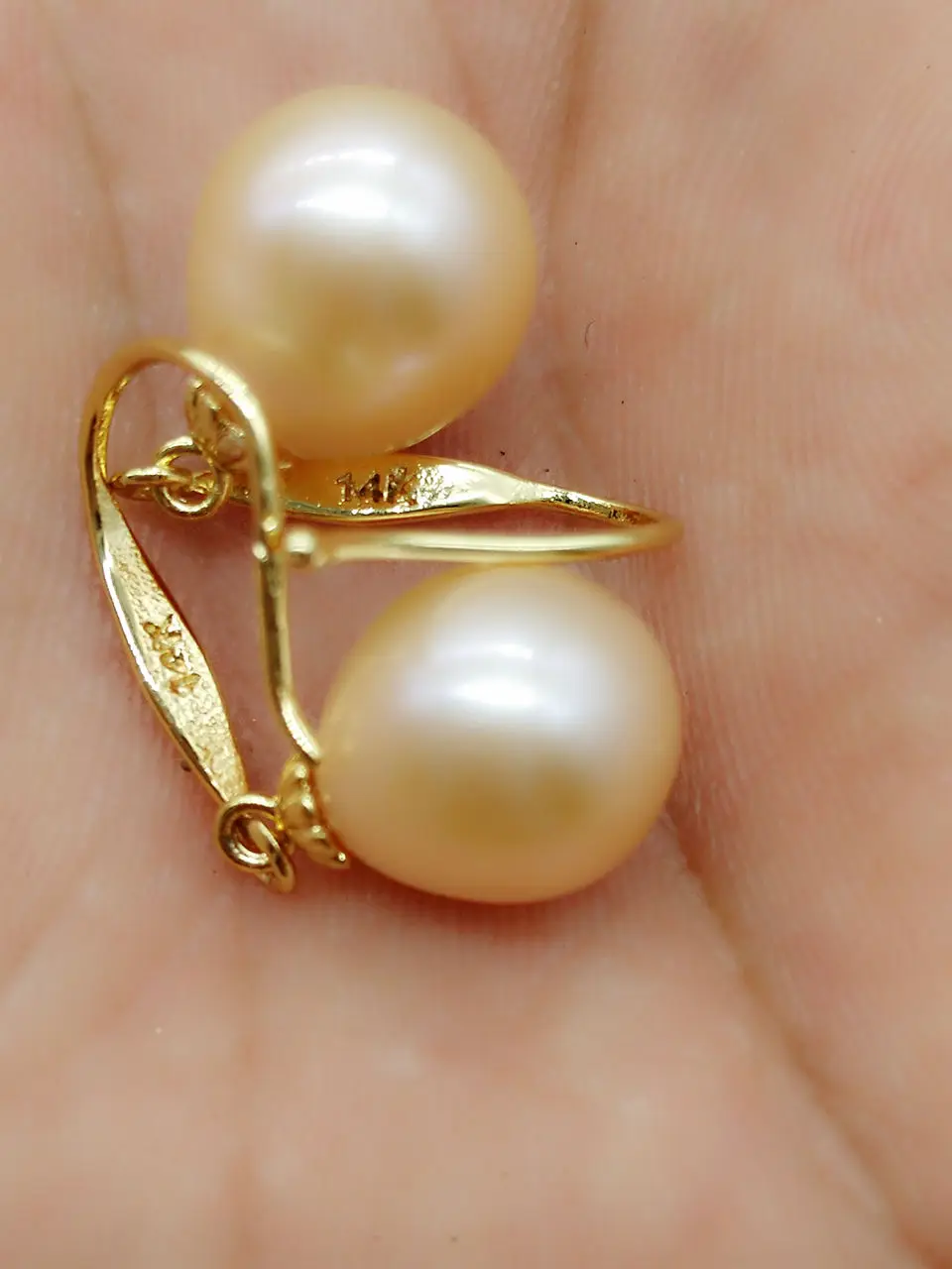 

GENUINE 9-11MM AAA+ Faint pink SOUTH SEA PEARLS EARRING 14k/20 gold
