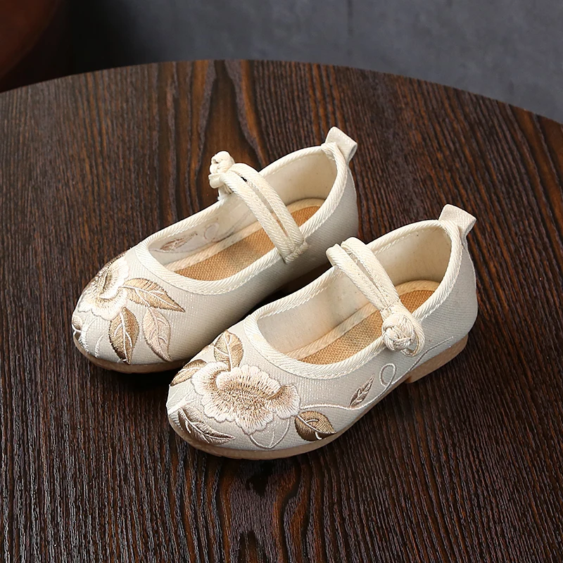 

Girls Shoes Leisure Children Canvas Soft Bottom Princess Style elegant Embroidery Performance Shoes Non-slip ST030