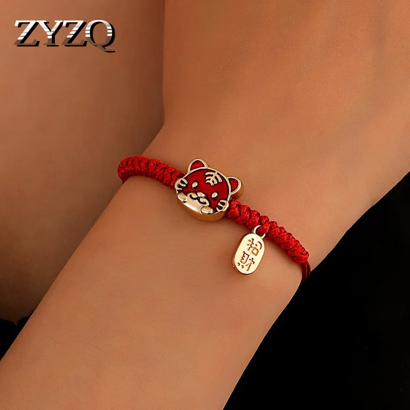 

ZYZQ, красный мультяшный браслет на руку удачи, этнический Плетеный голова тигра, простой студенческий браслет для женщин, оригинальные Креат...