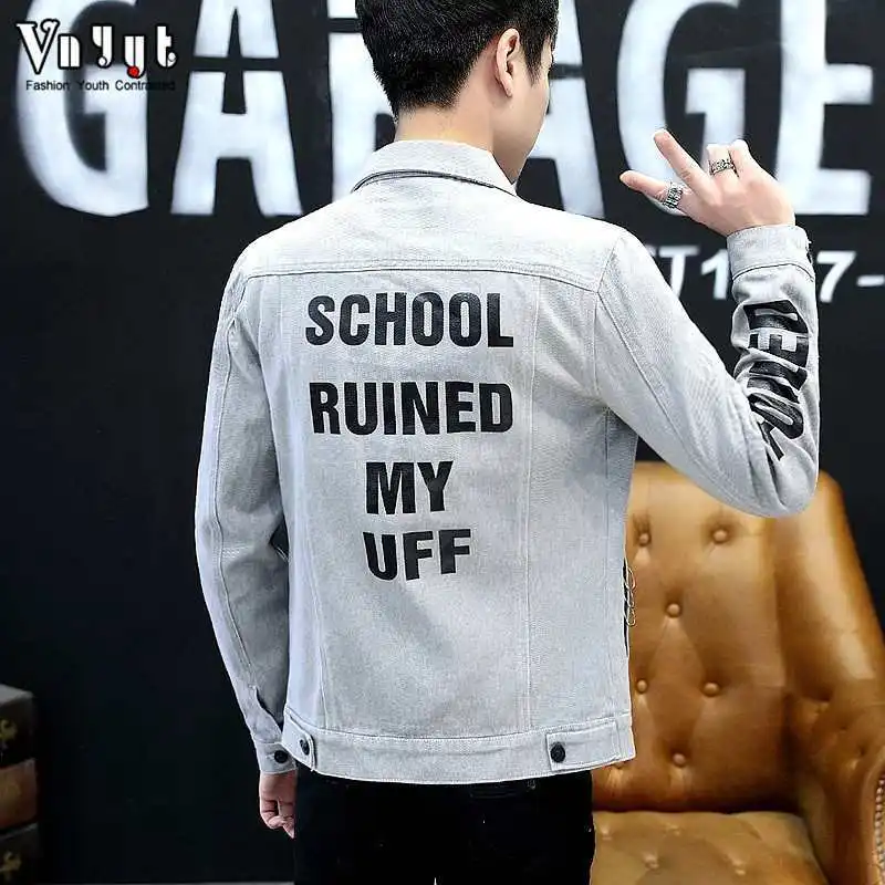 Джинсовая одежда для парней куртка с заклепками оптовая продажа осенне зимняя