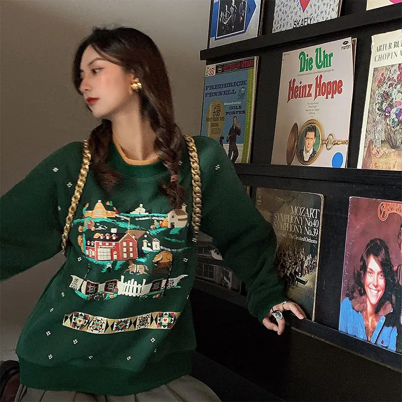 

QWEEK Christmas Kawaii Hoodie Women Elk Scenery Graphic Crewneck Sweatshirt Fall 2021 Harajuku Green Long Sleeve Pullover Chic