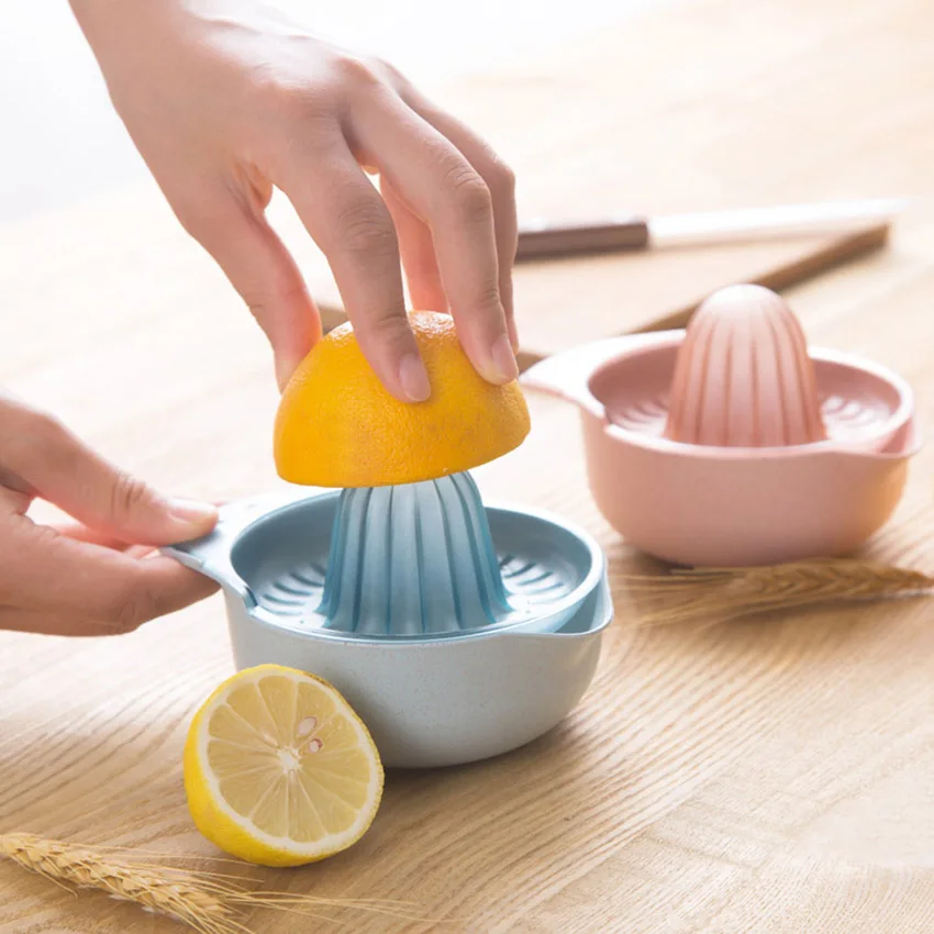 

Wheat Straw Manual Juicer Citrus Lime Orange Lemon Squeezer Fruit Juice Maker with Bowl Strainer Cooking Tools Kitchen Gadgets